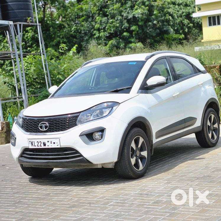 Tata Nexon 1.2 Revotron Xza Plus (o) Amt, 2019, Petrol