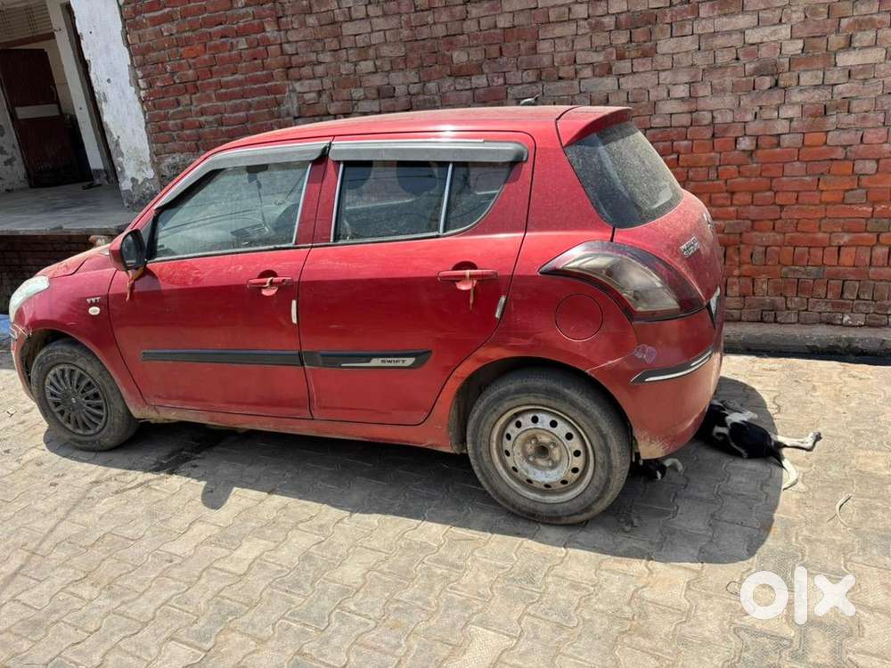 Maruti Suzuki Swift 2011 Cng & Hybrids 100000 Km Driven