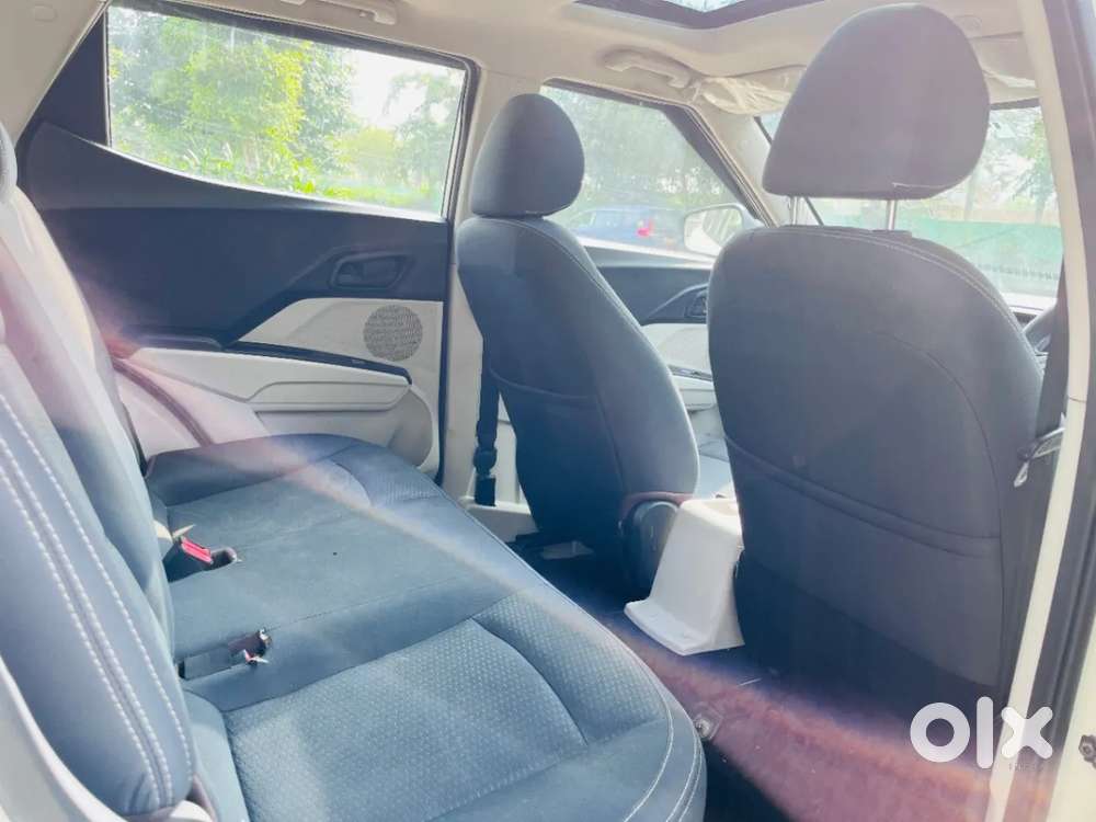 Mahindra Xuv300 W6, 2023, Petrol