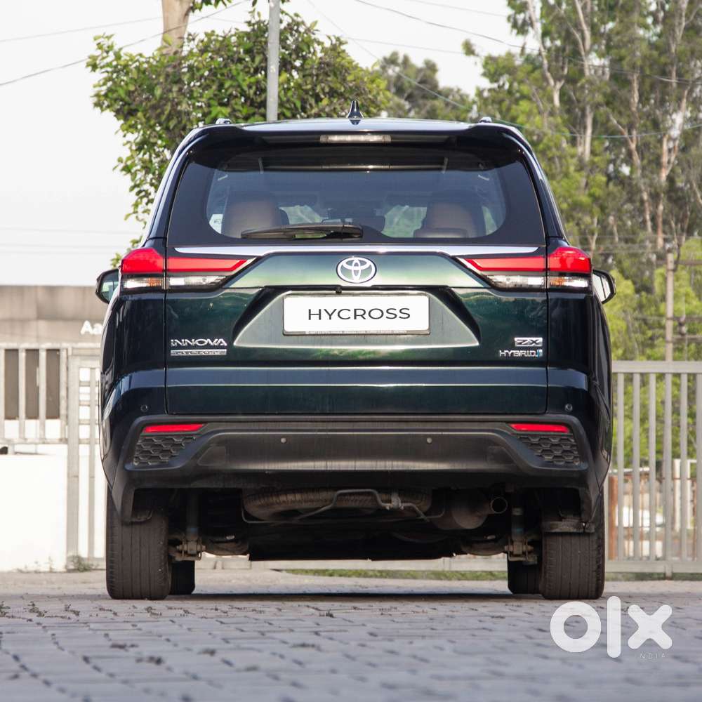 Toyota Innova Hycross 2.0 Zx (o) Hybrid 7 Str, 2024, Cng & Hybrids