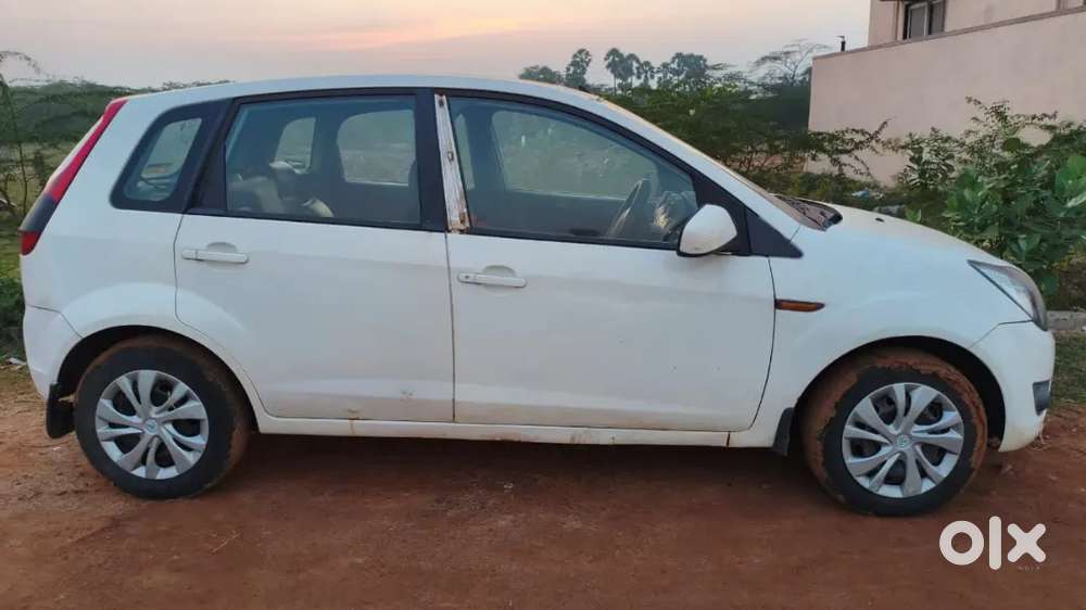 Car For Sale(ford Figo 2012)