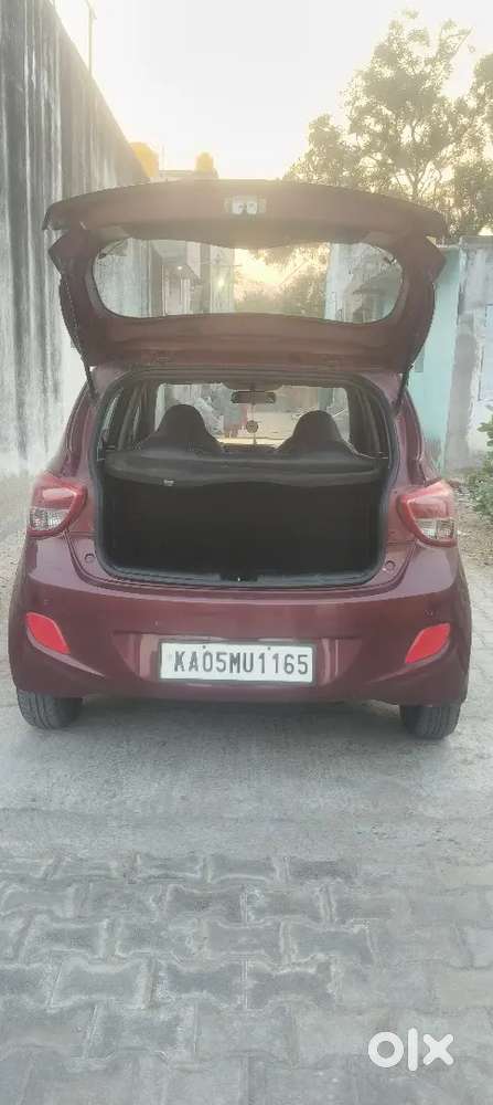 Hyundai Grand I10 2016 Petrol 110000 Km Driven