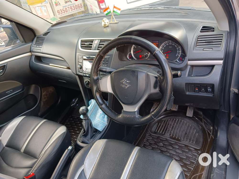Maruti Suzuki Swift Vxi + Manual, 2016, Petrol