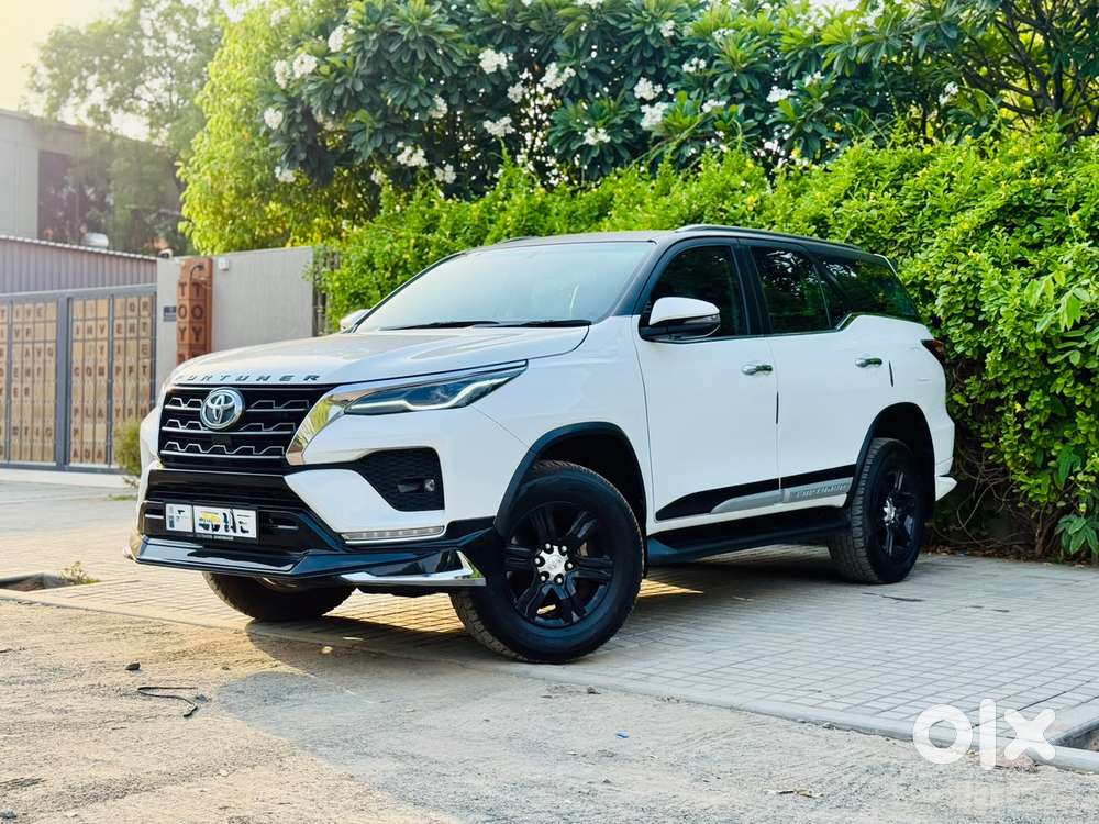 Toyota Fortuner Leader Edition (at), 2025, Diesel