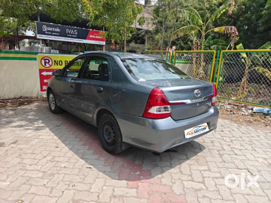 Toyota Etios 1.5 V, 2017, Petrol