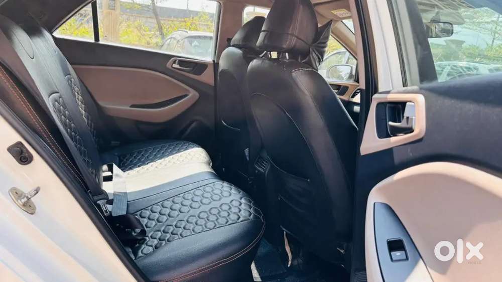 Hyundai I20 2017 Petrol 64000 Km Driven