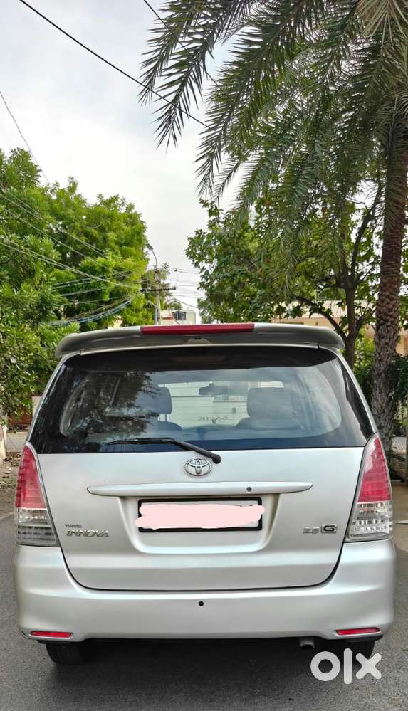 Toyota Innova 2.5 G4 Diesel 7-seater, 2010, Diesel