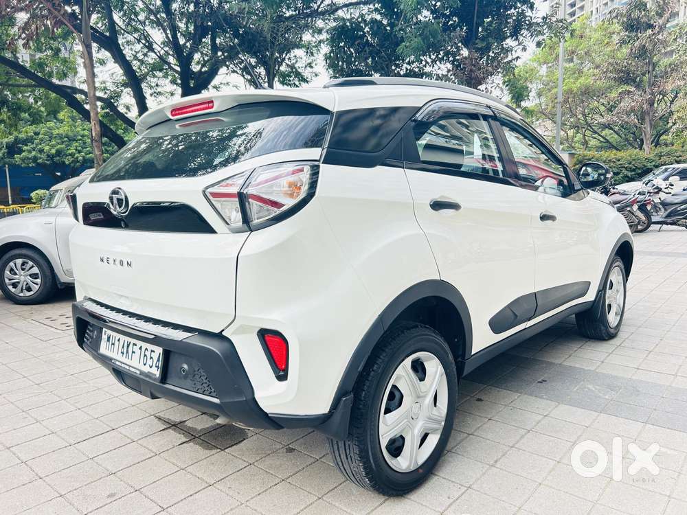 Tata Nexon 1.2 Revotron Xm (s), 2022, Petrol