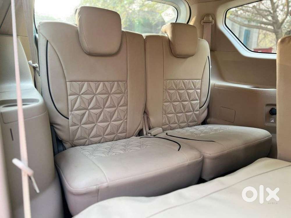 Maruti Suzuki Ertiga Zxi (o) Cng [2022-2023], 2023, Petrol