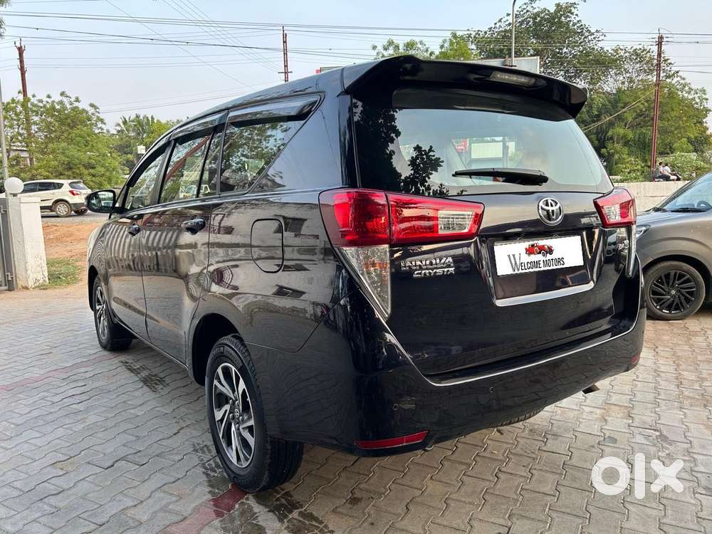 Toyota Innova Crysta 2.4 G Mt 8s, 2021, Diesel