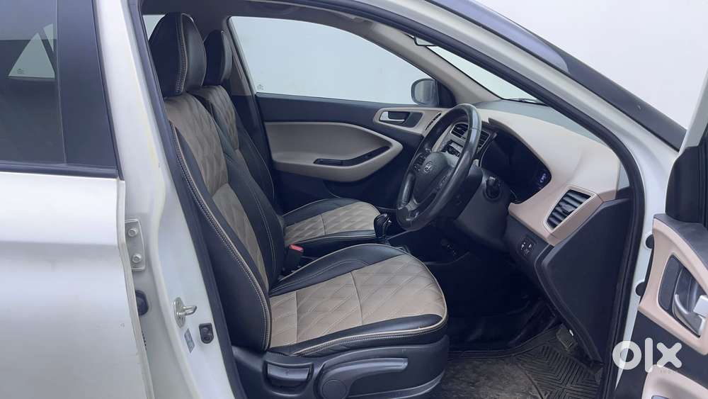 Hyundai Elite I20 1.2 Asta (o) Cvt, 2019, Petrol
