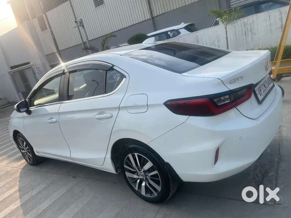 Honda City 2022 Oct Model  Petrol Sunroof  Well Maintained