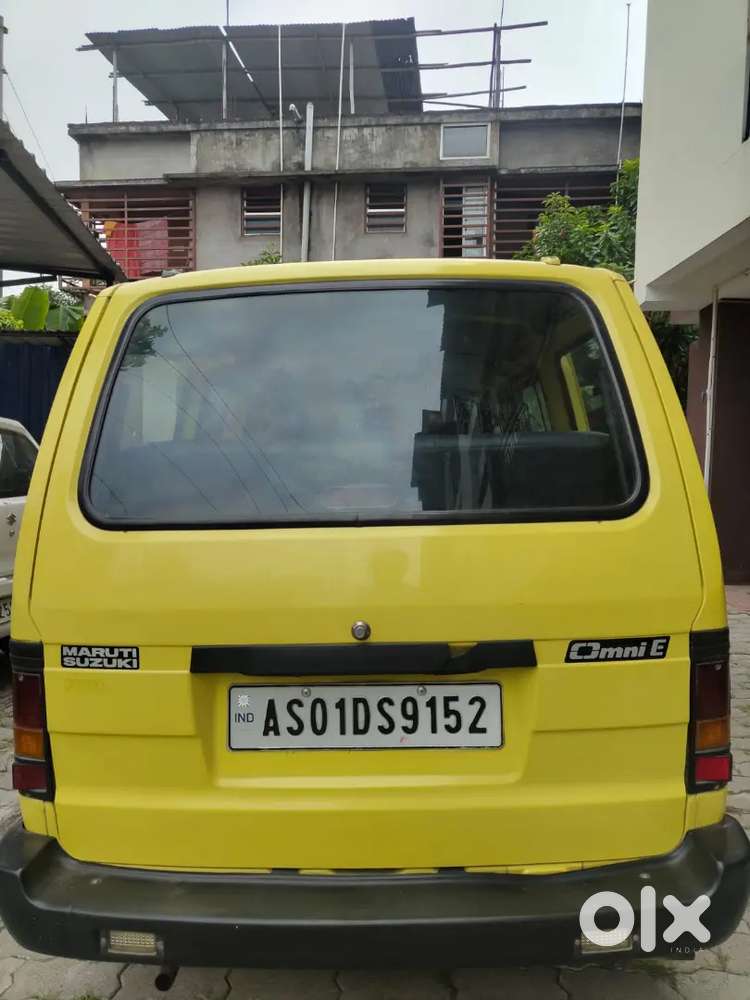 Royal Yellow Van