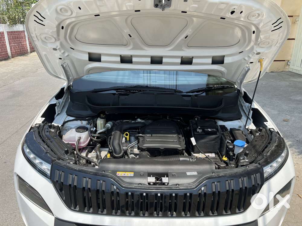 Skoda Kylaq Signature Plus At, 2025, Petrol