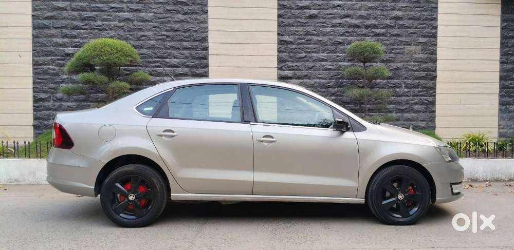 Skoda Rapid 2013-2016 1.5 Tdi At Ambition With Alloy Wheel, 2017, Di..