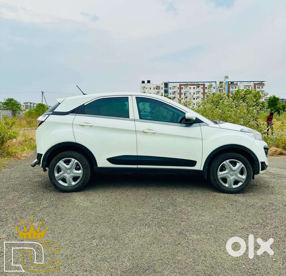 Tata Nexon 1.2 Revotron Xz, 2017, Petrol