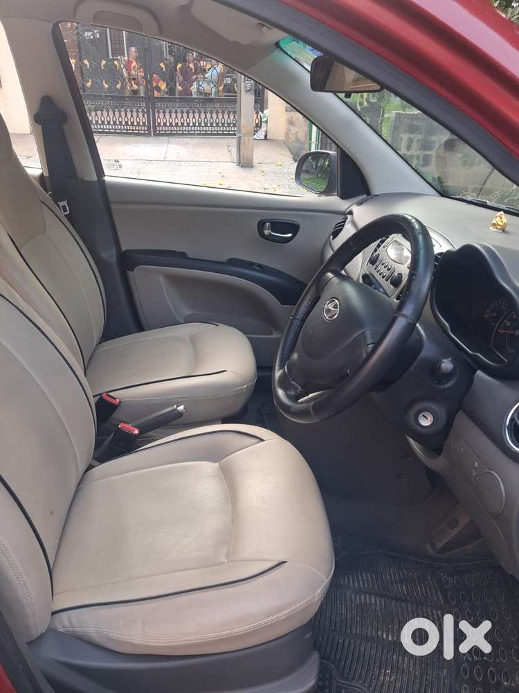 Hyundai I10 Sportz At, 2012, Petrol