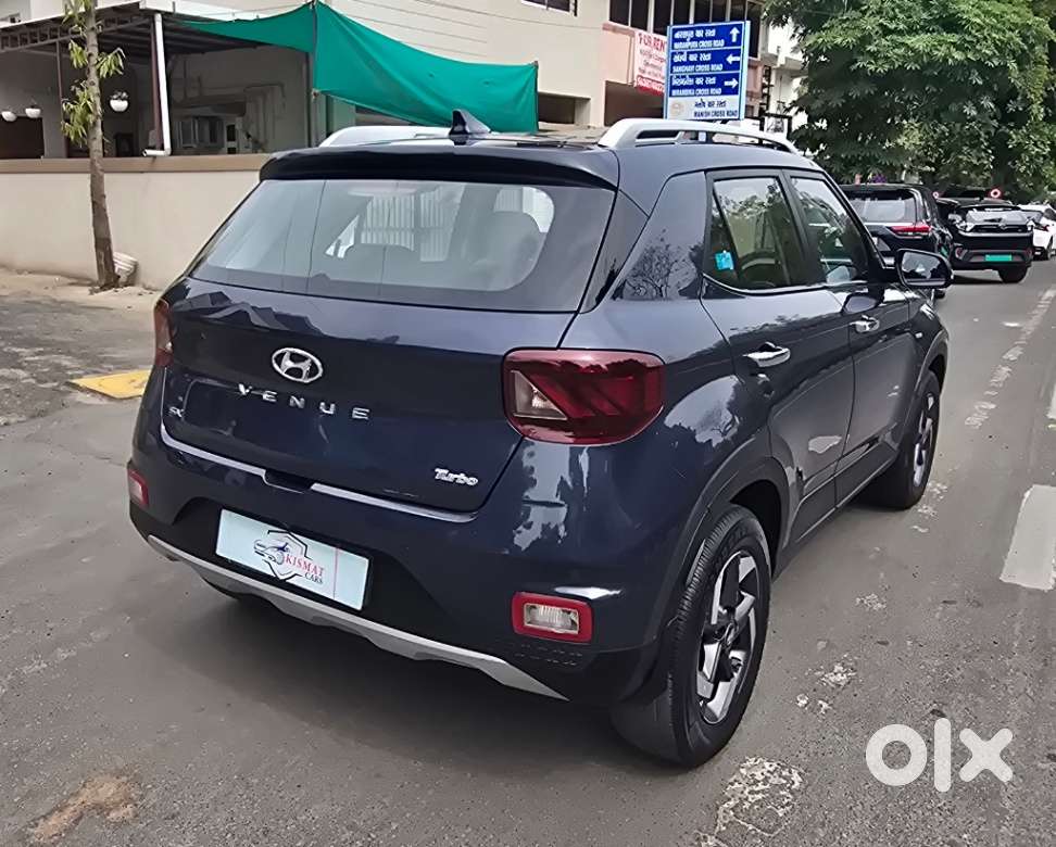 Hyundai Venue, 2021, Petrol
