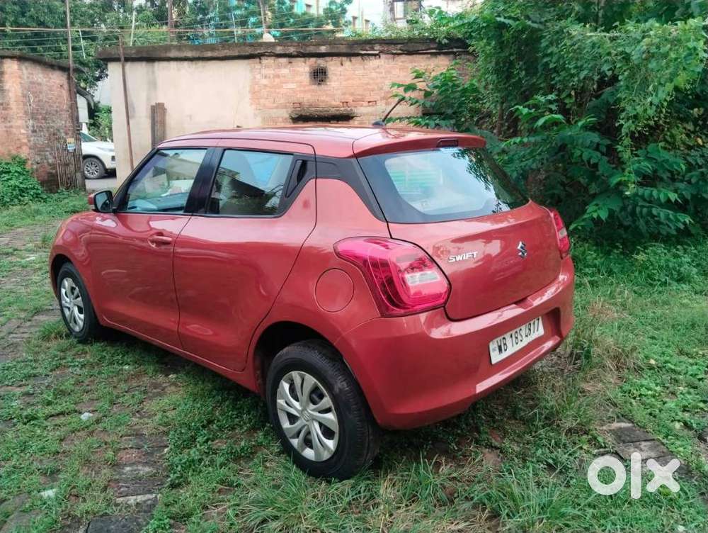 Maruti Suzuki Swift Vxi 1.2 Abs Bs-iv, 2018, Petrol