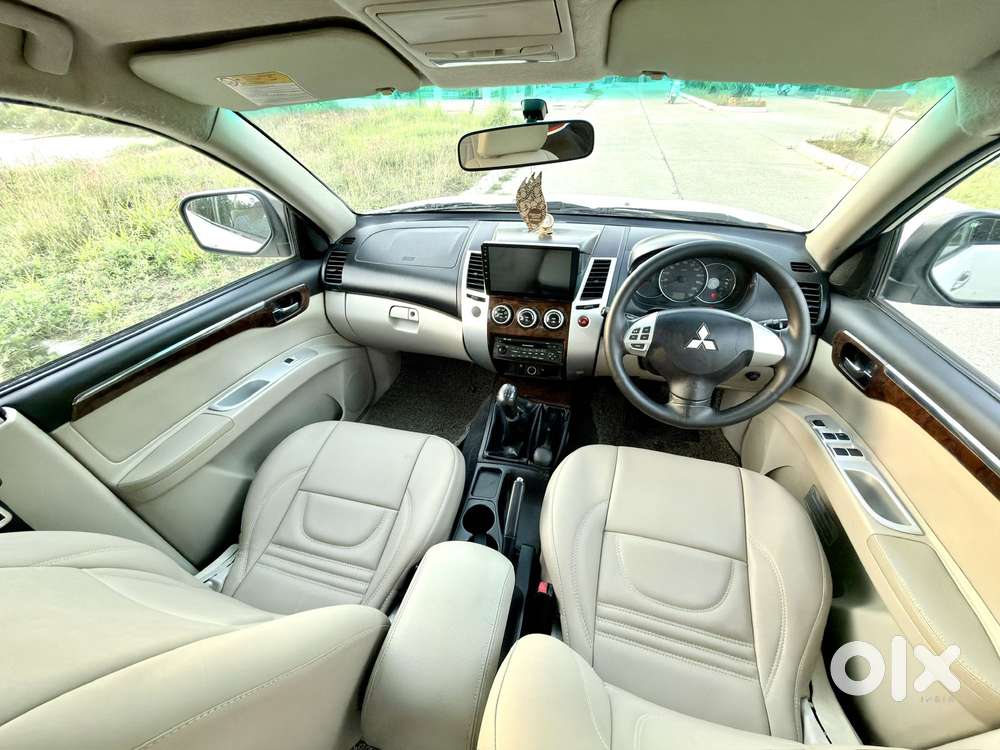 Mitsubishi Pajero Sport 2.5 Manual, 2013, Diesel