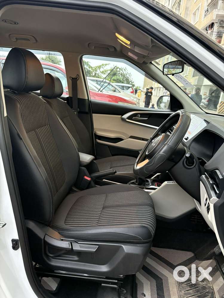 Kia Carens 1.5 Prestige 7 Str, 2024, Petrol