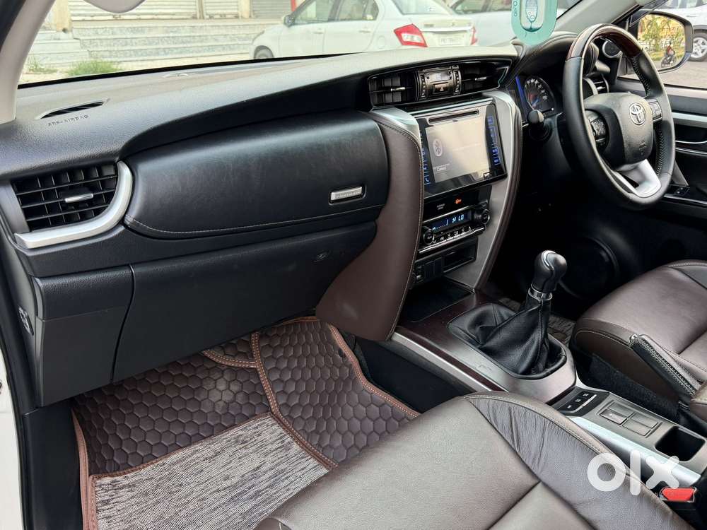 Toyota Fortuner 4x2 Mt 2.8 Diesel, 2021, Diesel