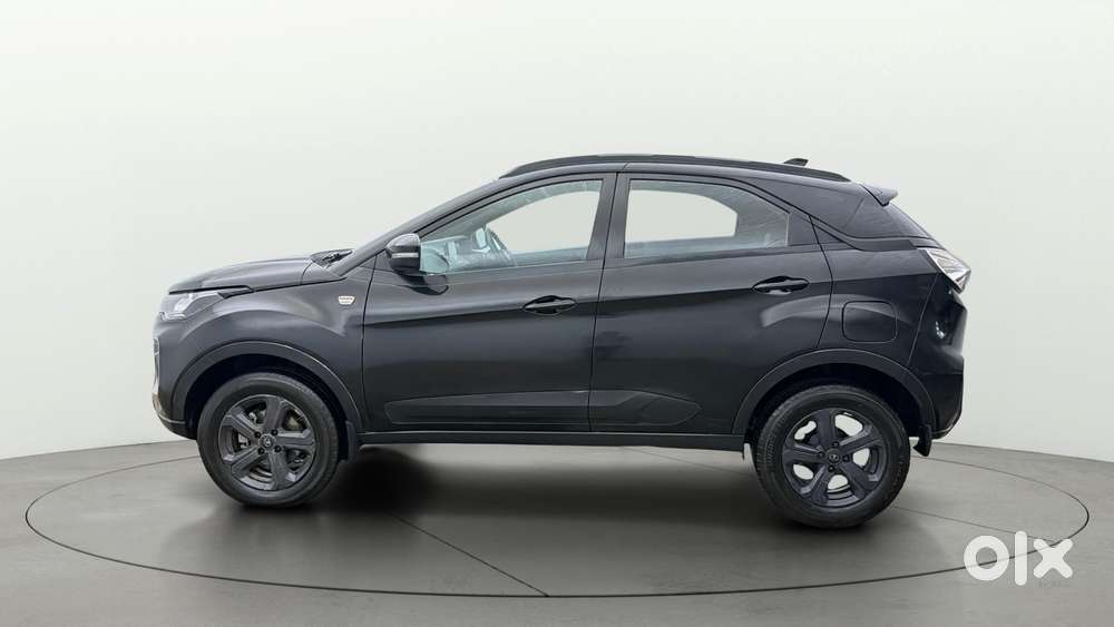 Tata Nexon 1.2 Revotron Xza Plus Luxs Red Dark Edition Amt, 2023, Pe..