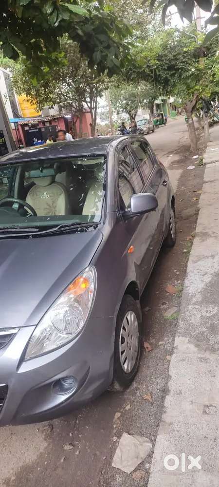 Hyundai I20 Magna Sportz 2011 With 85000 Km Driven