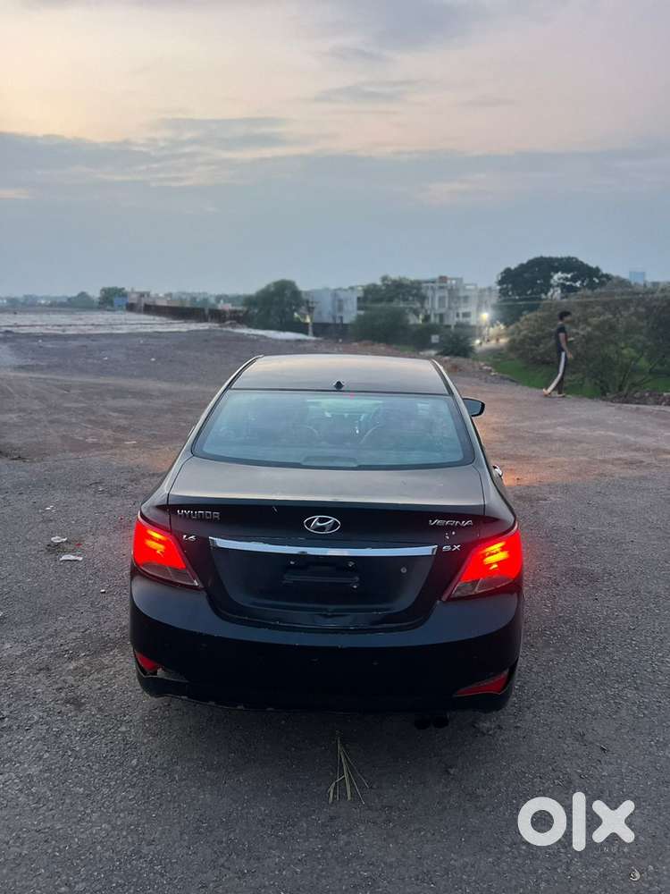 Hyundai Fluidic Verna 2013