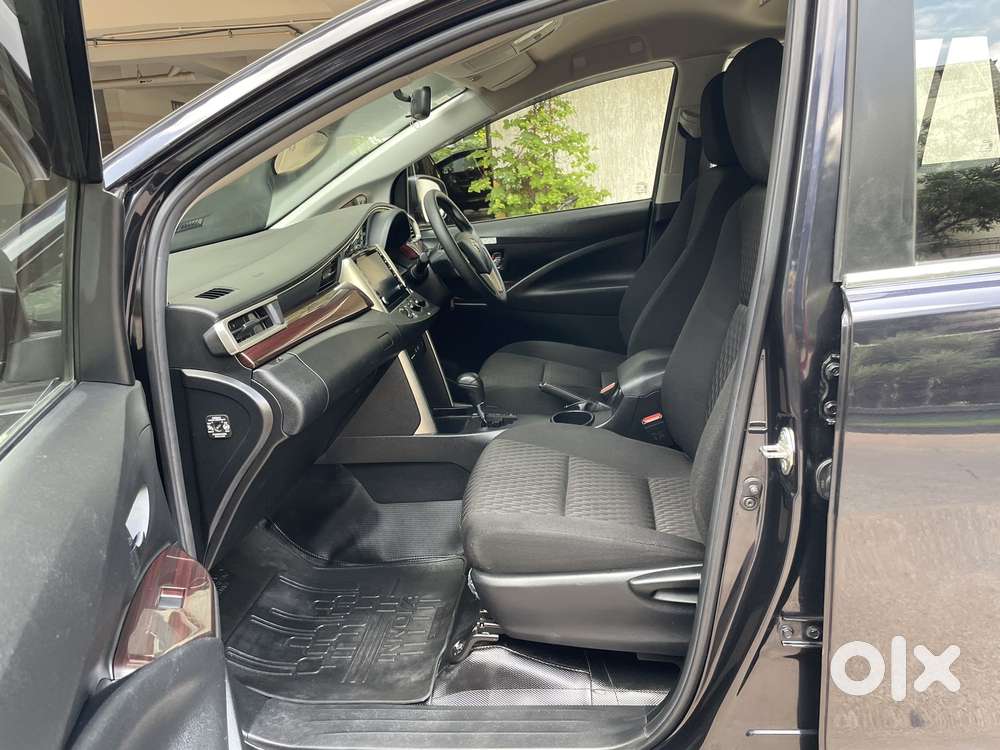 Toyota Innova Crysta [2020-ongoing] 2.4 Gx At 8 Str, 2022, Diesel