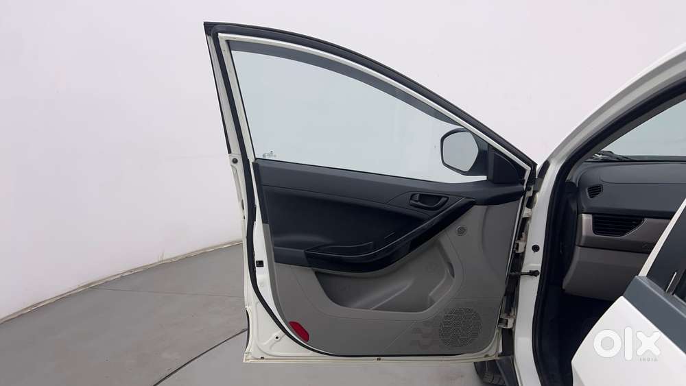 Tata Nexon 1.2 Revotron Xm, 2019, Petrol