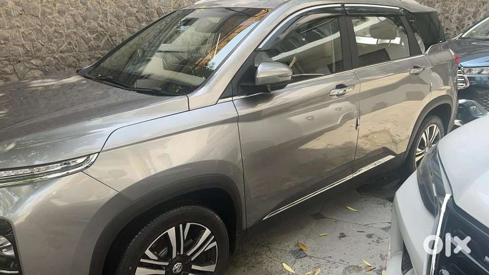 Mg Hector Plus 2026 Petrol 1400 Km Driven