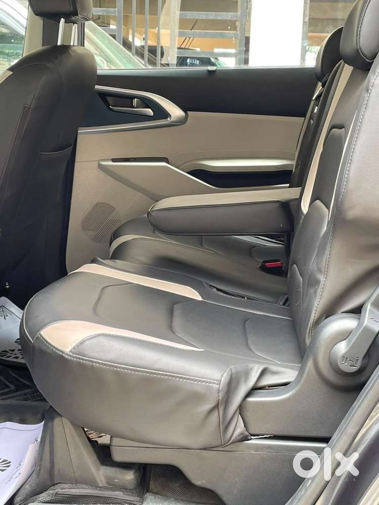 Kia Carens Petrol Manual 2025 Year