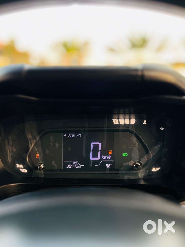 Tata Altroz Xz Plus (s) Icng, 2023, Cng & Hybrids