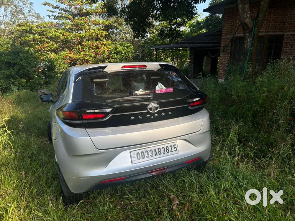2021 Tata Altroz Petrol Manual