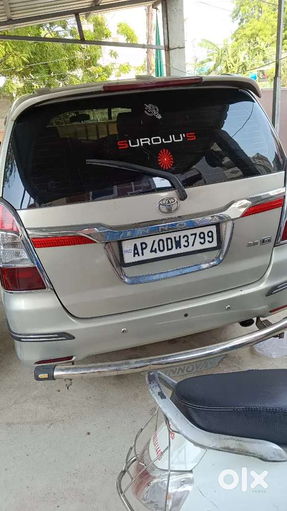 Toyota Innova 2015