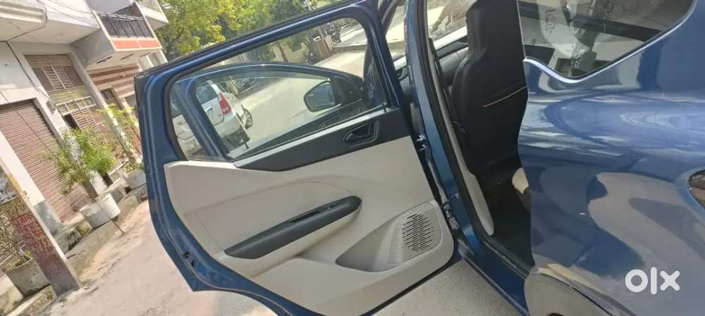 Renault Triber Facelift 2022 Seven Siter Petrol 18000 Km Driven
