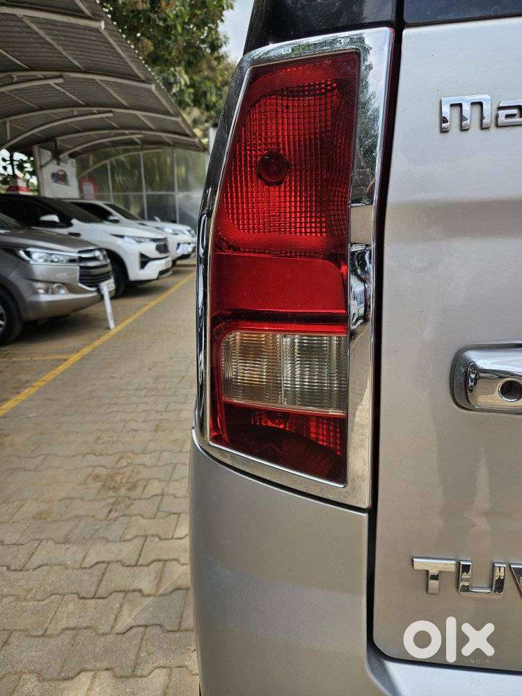 Mahindra Tuv 300 T8, 2016, Diesel