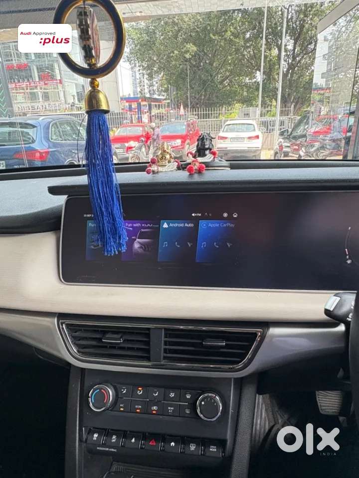 Mahindra Xuv700 2.2 Ax 5 Diesel At 7 Str, 2023, Diesel