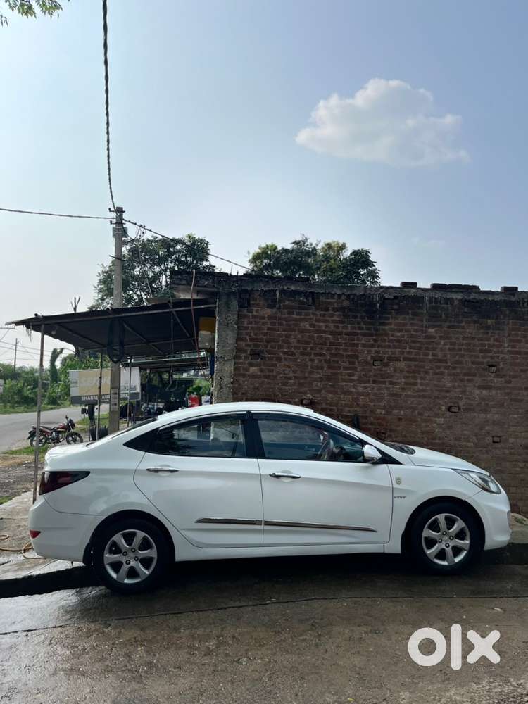 Hyundai Fluidic Verna 2012 Petrol Good Condition