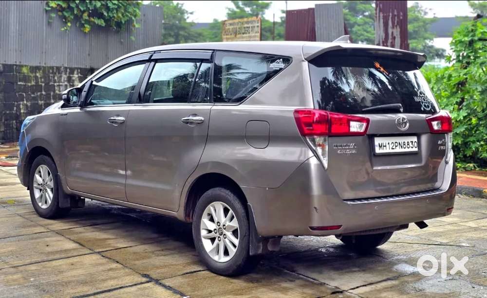 Toyota Innova Crysta 2.4 V 7 Str, 2017, Diesel