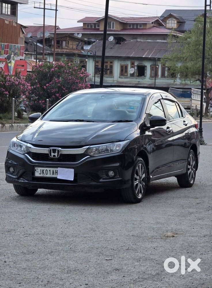 Honda City I-vtec V, 2018, Petrol