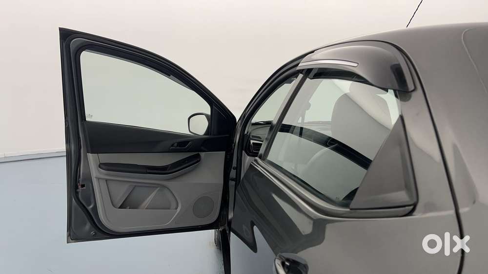 Tata Tiago 1.2 Revotron Xta, 2023, Petrol