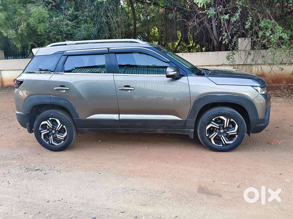 Maruti Suzuki Brezza 1.5 Zxi At Smart Hybrid, 2023, Petrol