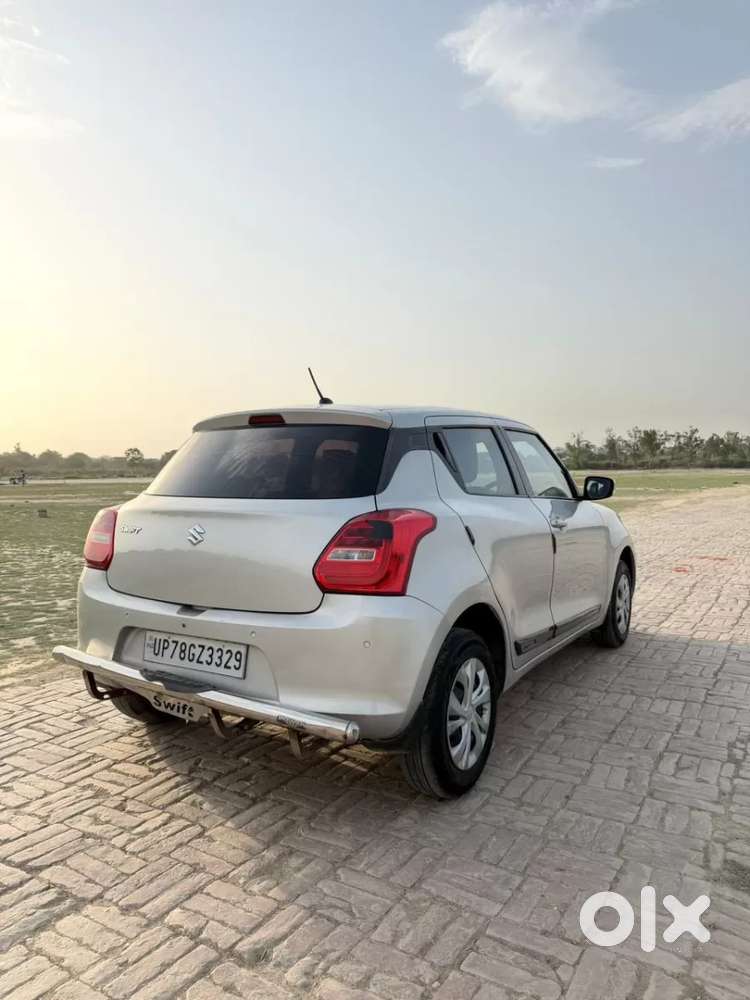 Maruti Suzuki Swift Vxi, 2022, Petrol