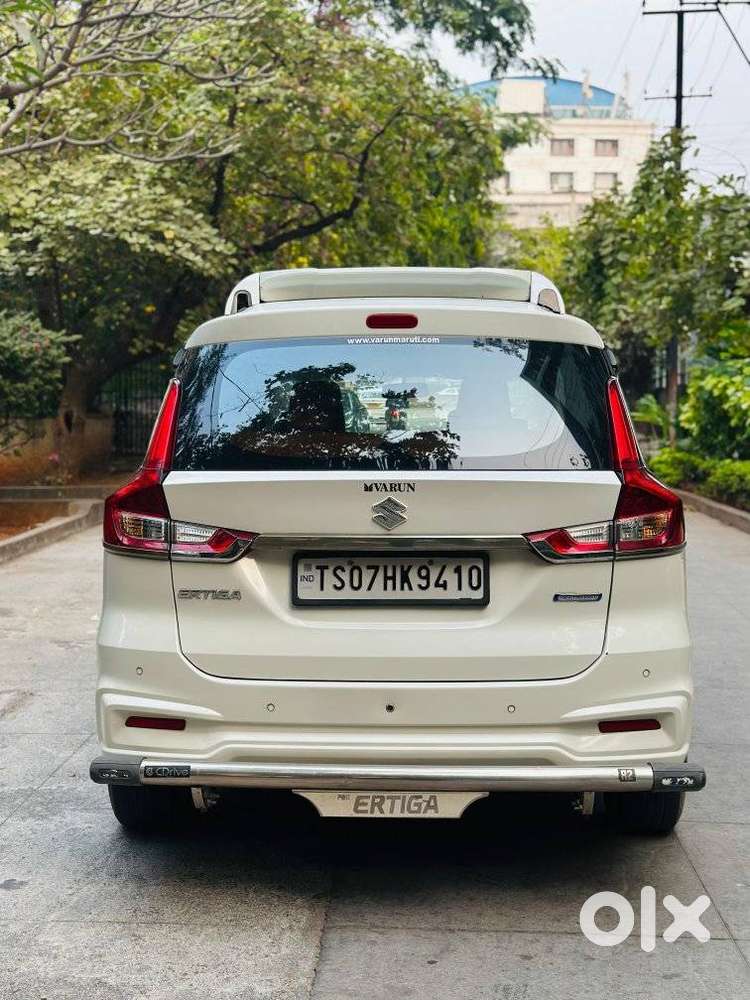 Maruti Suzuki Ertiga Vxi At Petrol, 2020, Petrol