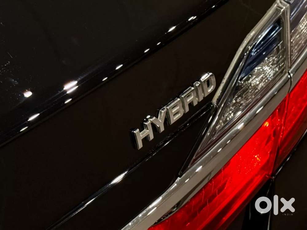 Toyota Camry Hybrid, 2018, Petrol