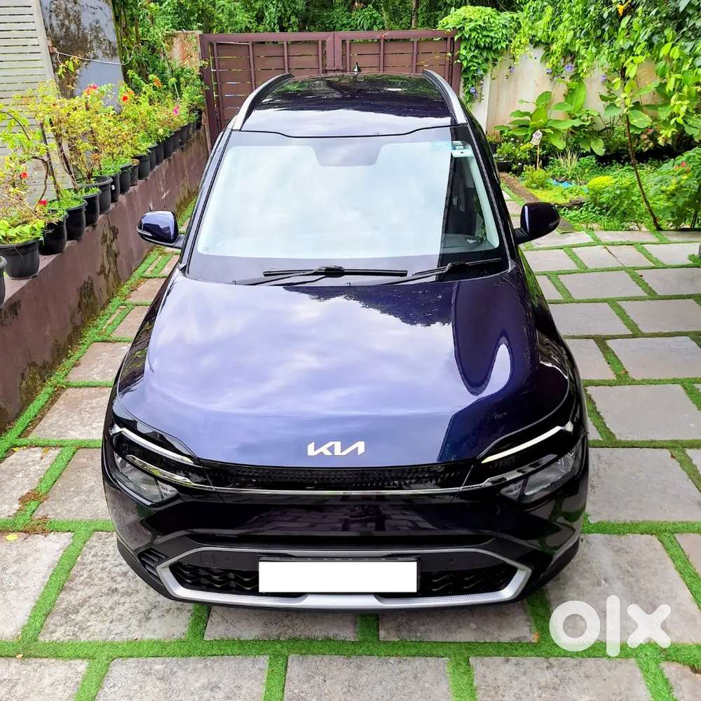 Kia Carens 2022 Petrol Manual