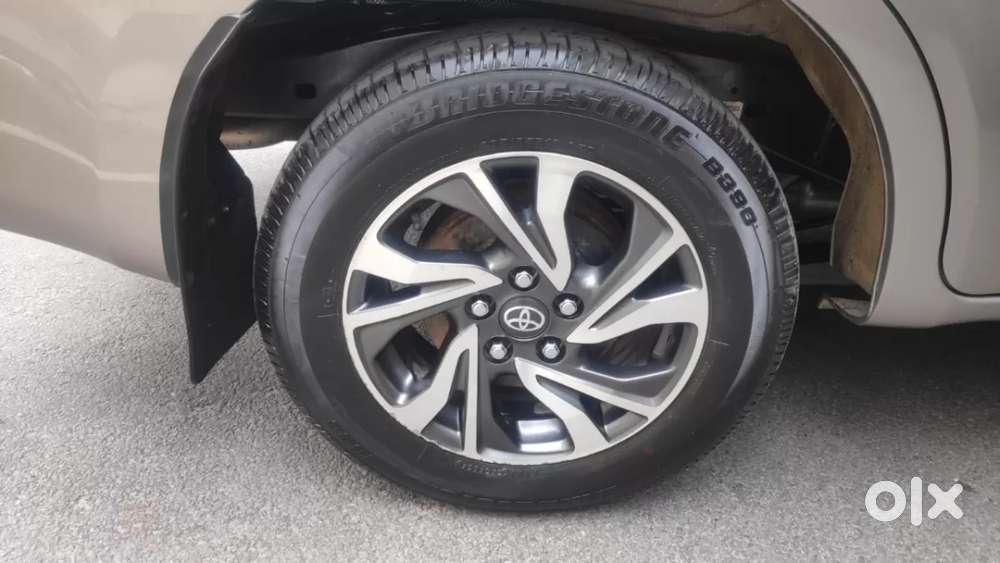 Toyota Innova Crysta 2.4 G Mt 7 Str, 2022, Diesel
