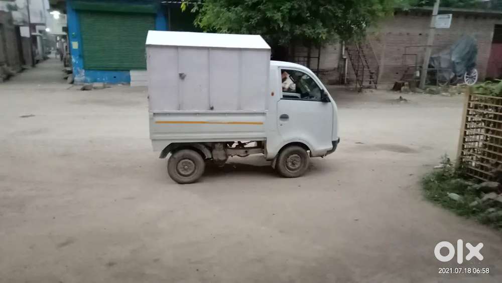 Goods carrier for rent